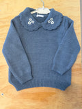 Golf azzurro con collo e ricamo