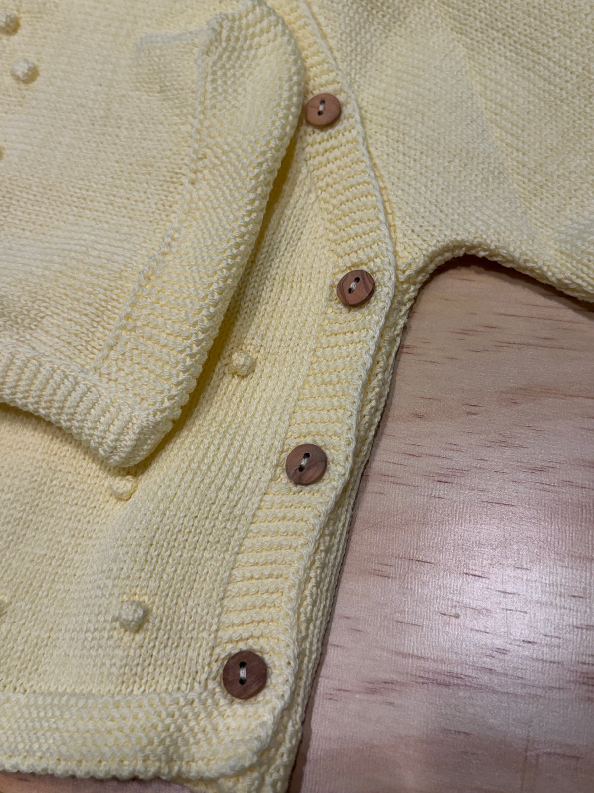 Tre pezzi con cuffietta giallo