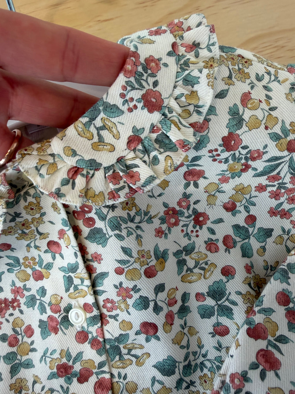 Camicia fiori e frutta autunno