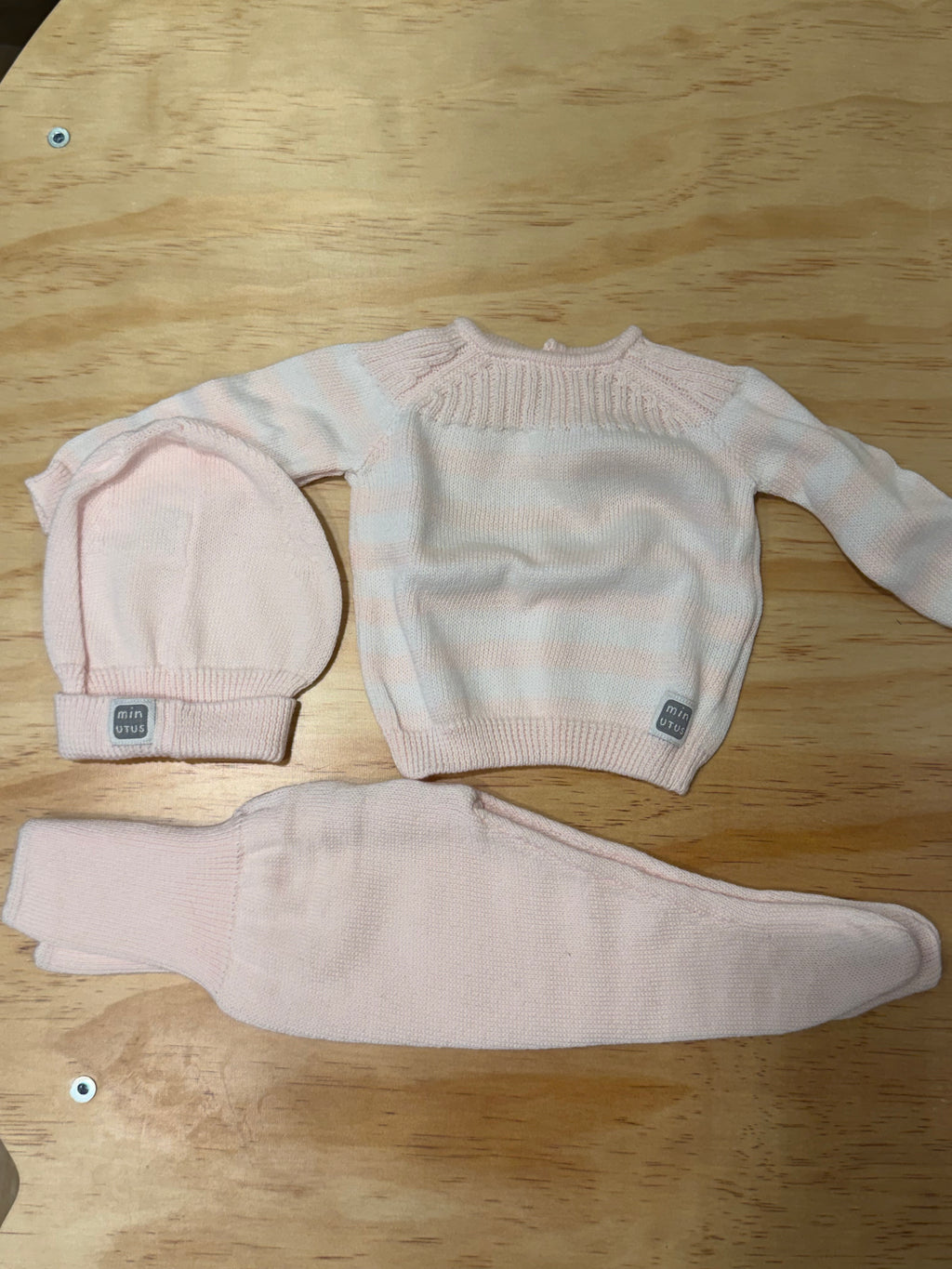 Tre Pezzi Rosa e Bianco
