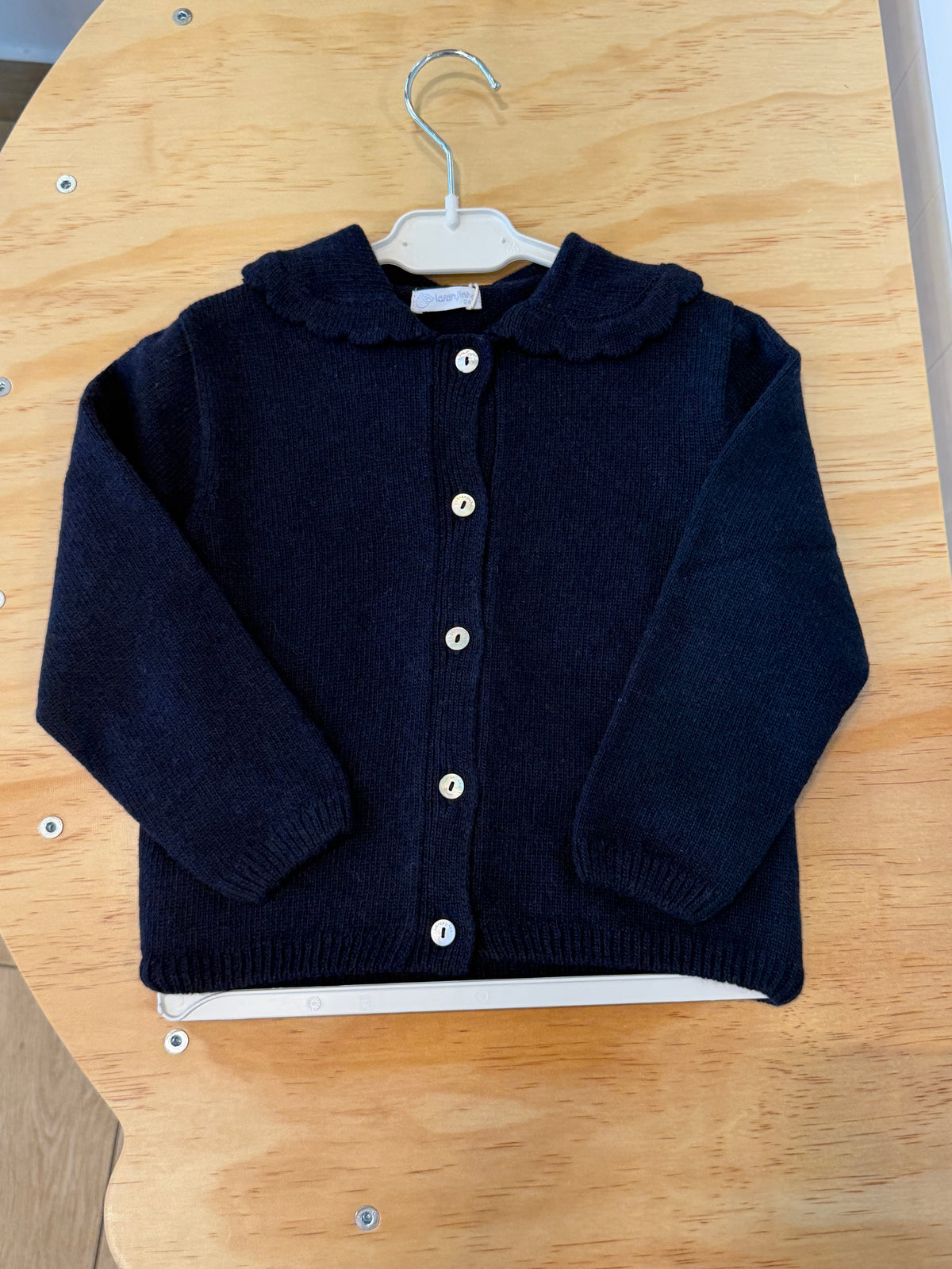 cardigan blu con collo