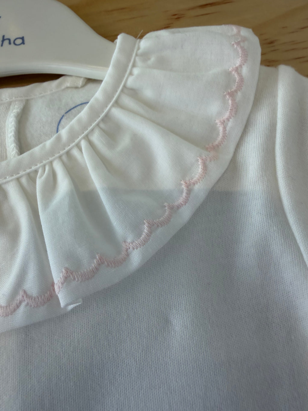 Body bianco con filo rosa