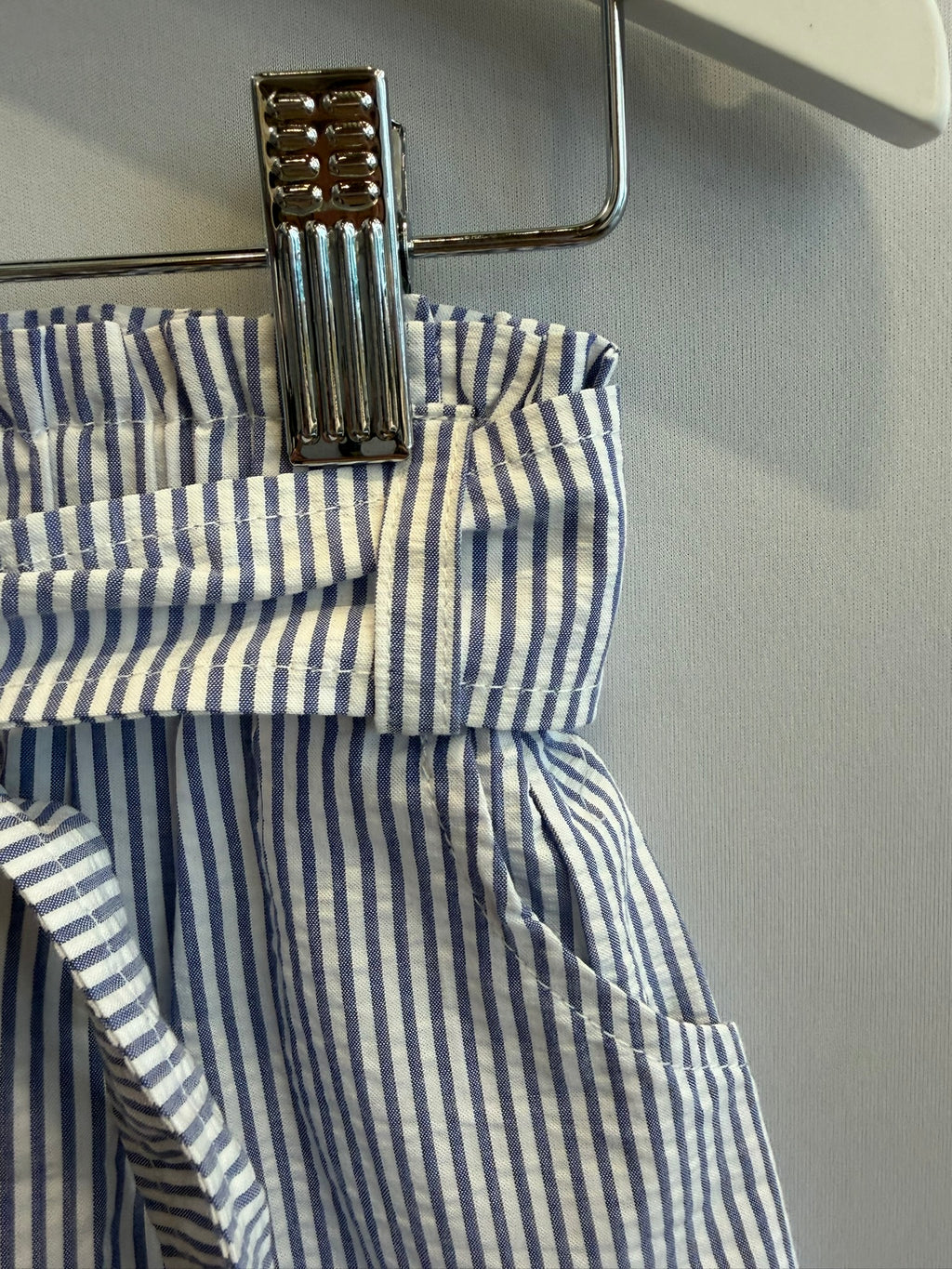 Pantaloncini a righe
