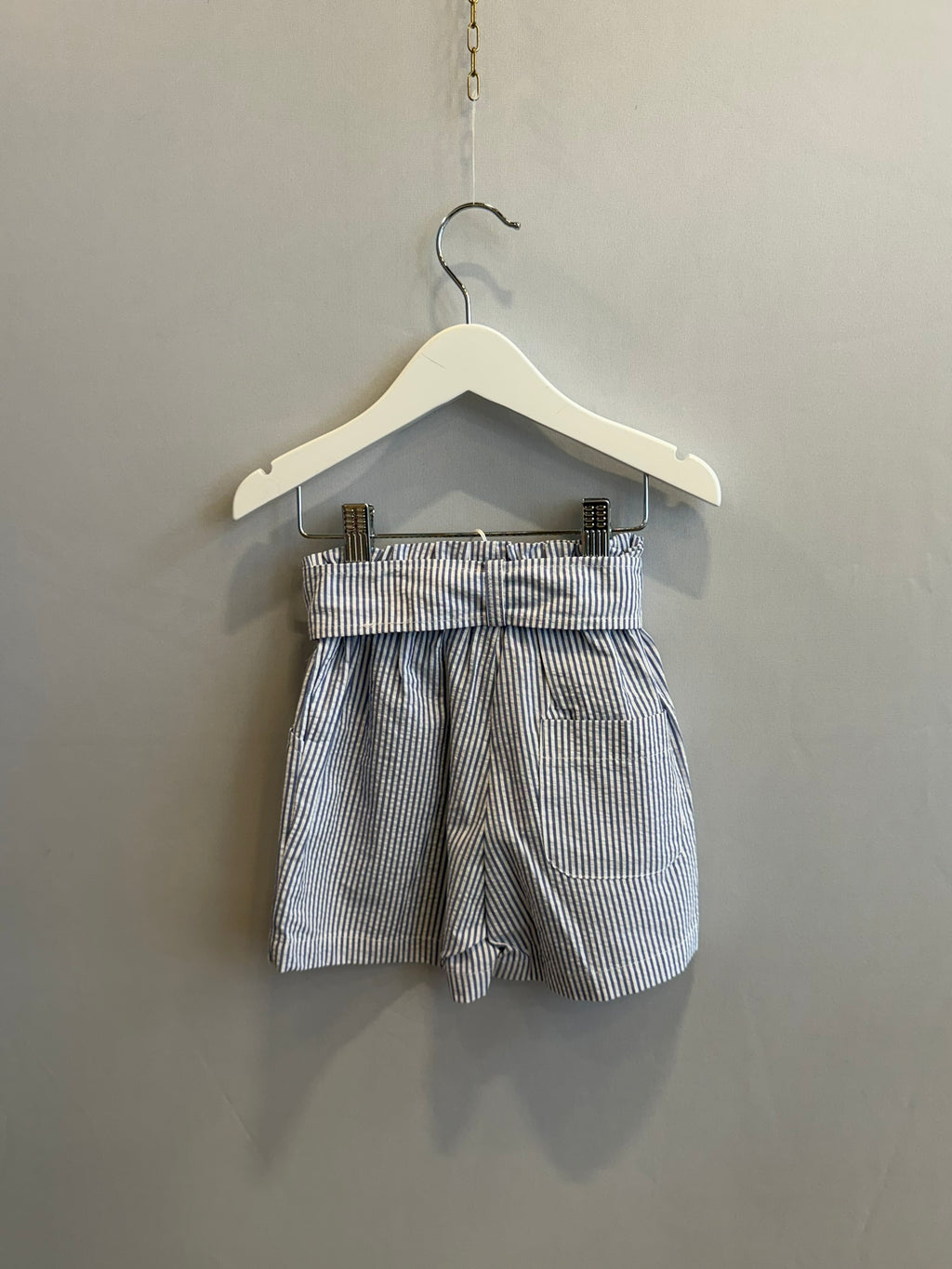 Pantaloncini a righe