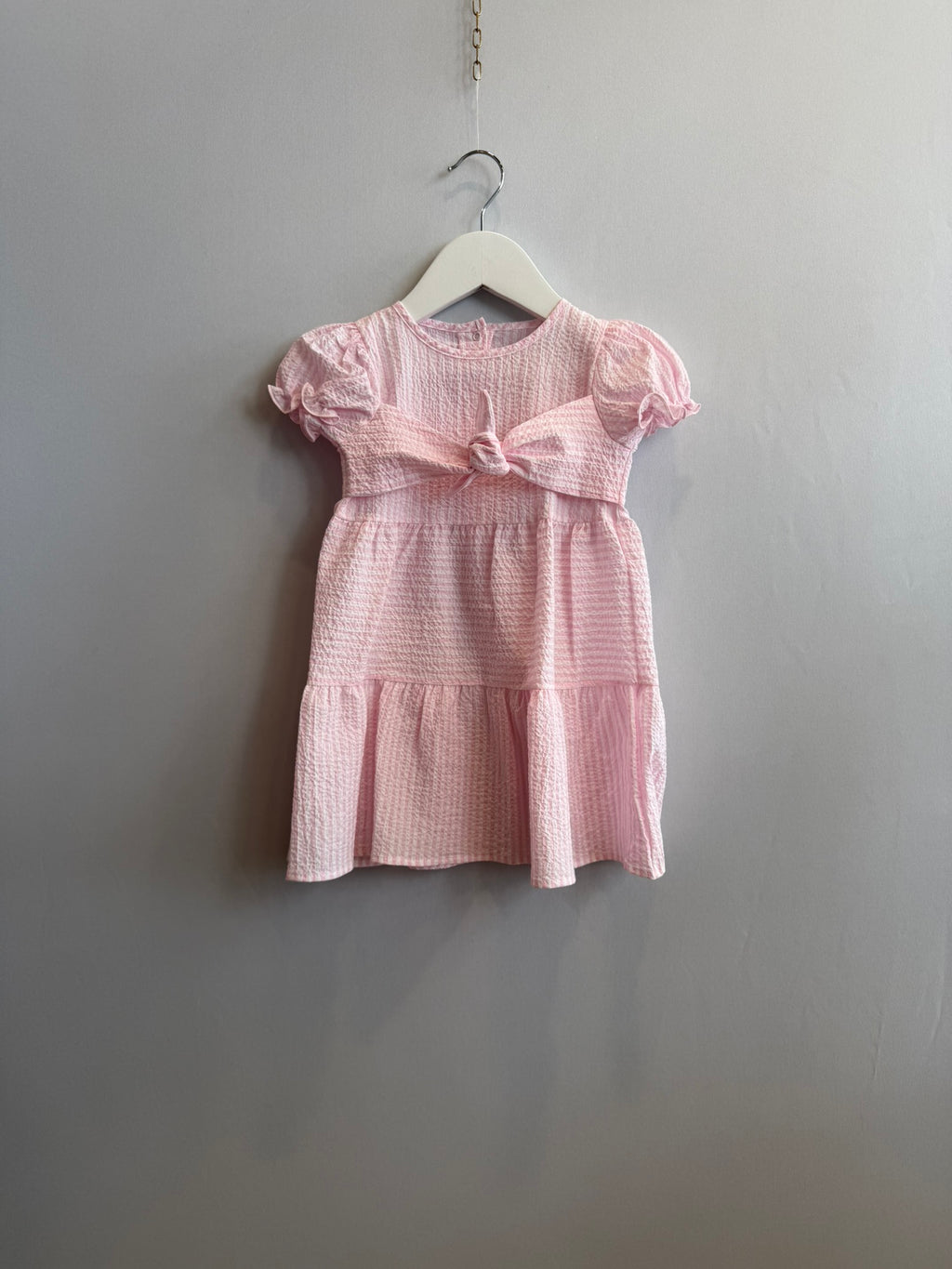 Abito Bianco e Rosa