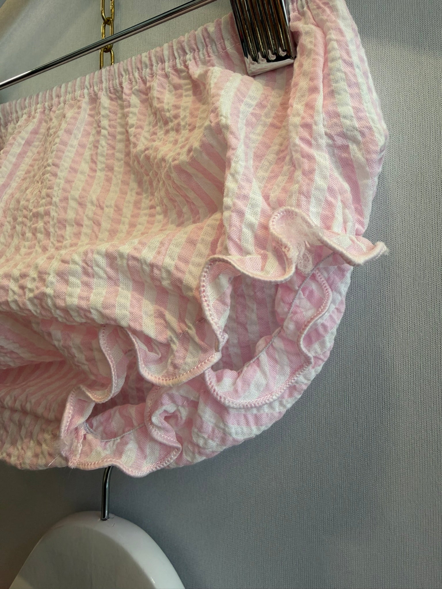 Abito Bianco e Rosa