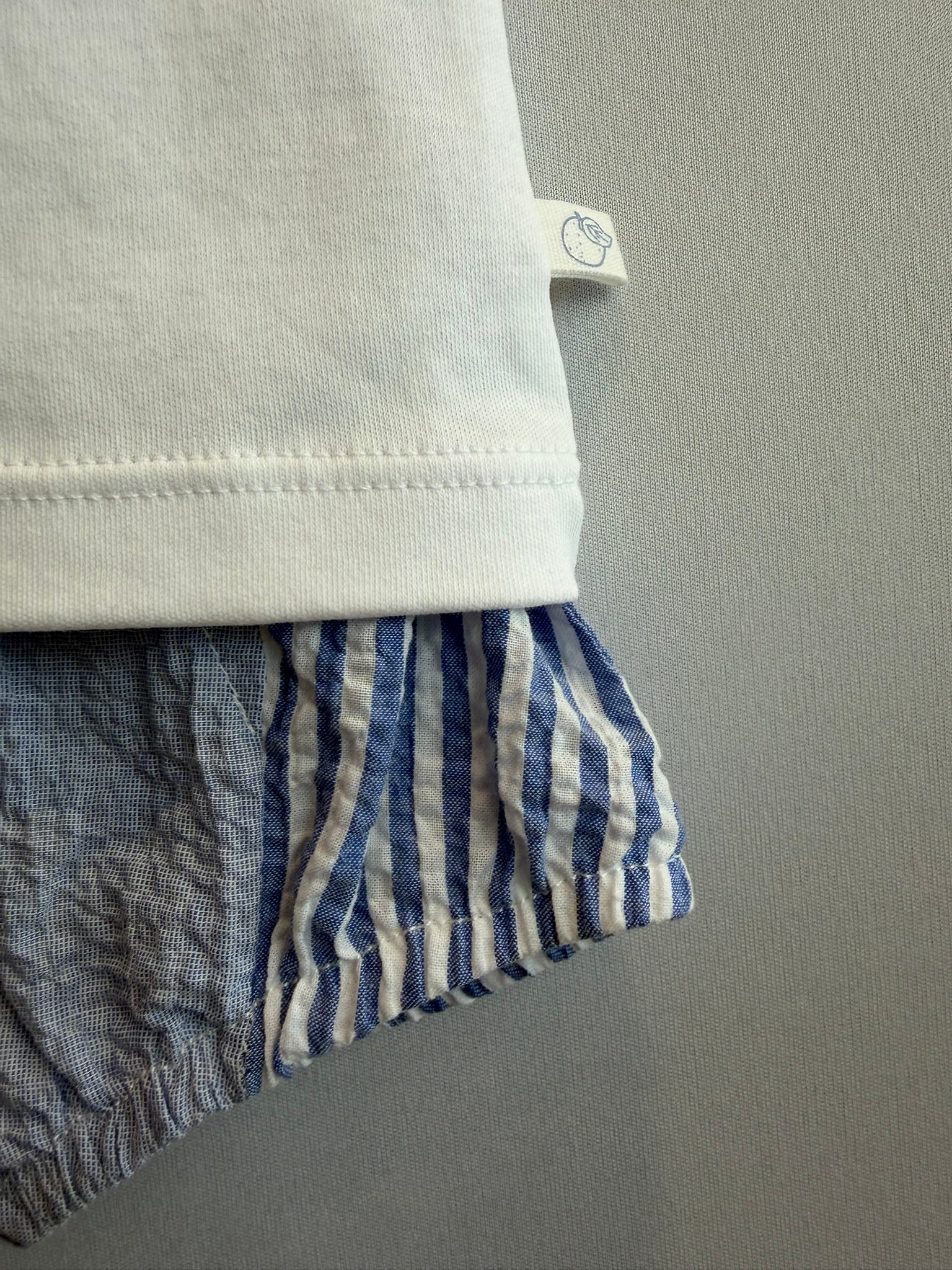 Completino T-shirt e pantaloncino Balena Blu