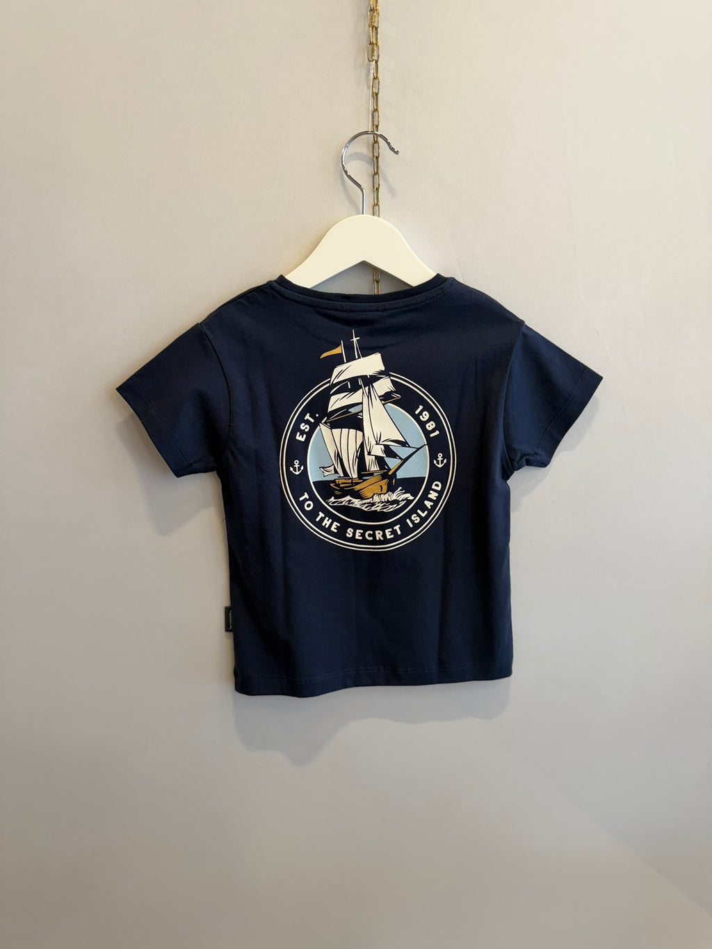 T-shirt blu con stampa