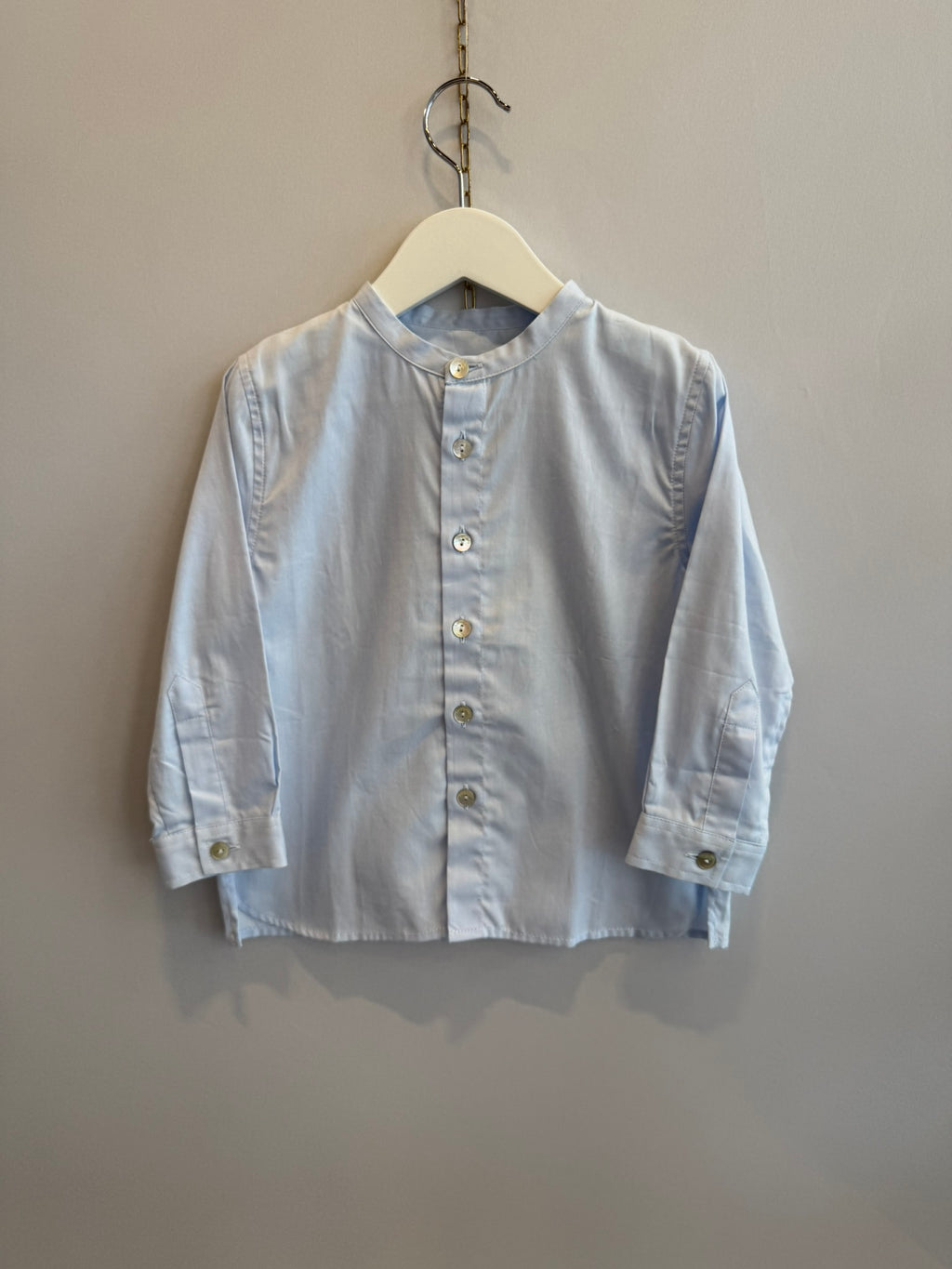 Camicia azzurra collo coreano