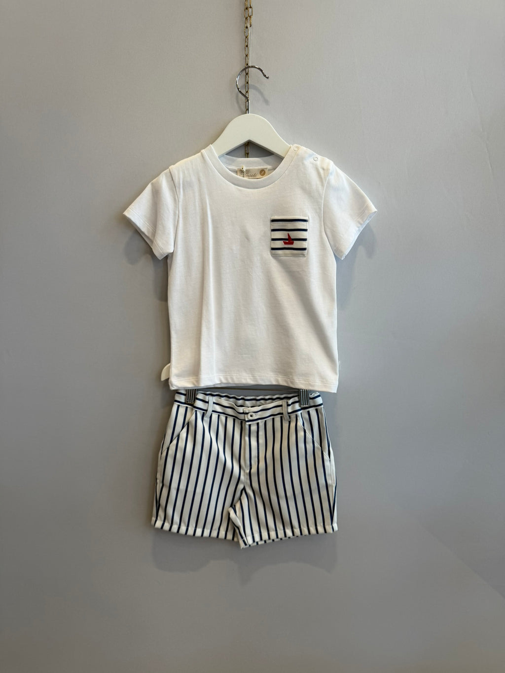 Completo maglia e pantaloncino