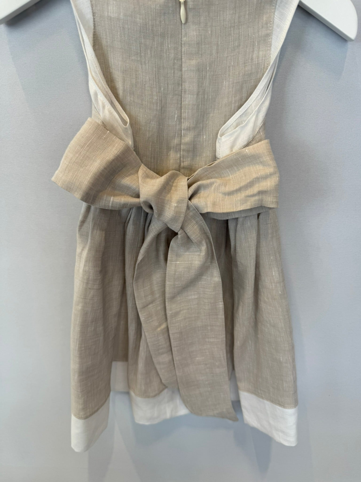 Abito in Lino Beige e Bianco
