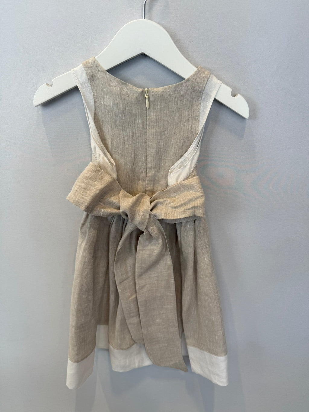 Abito in Lino Beige e Bianco